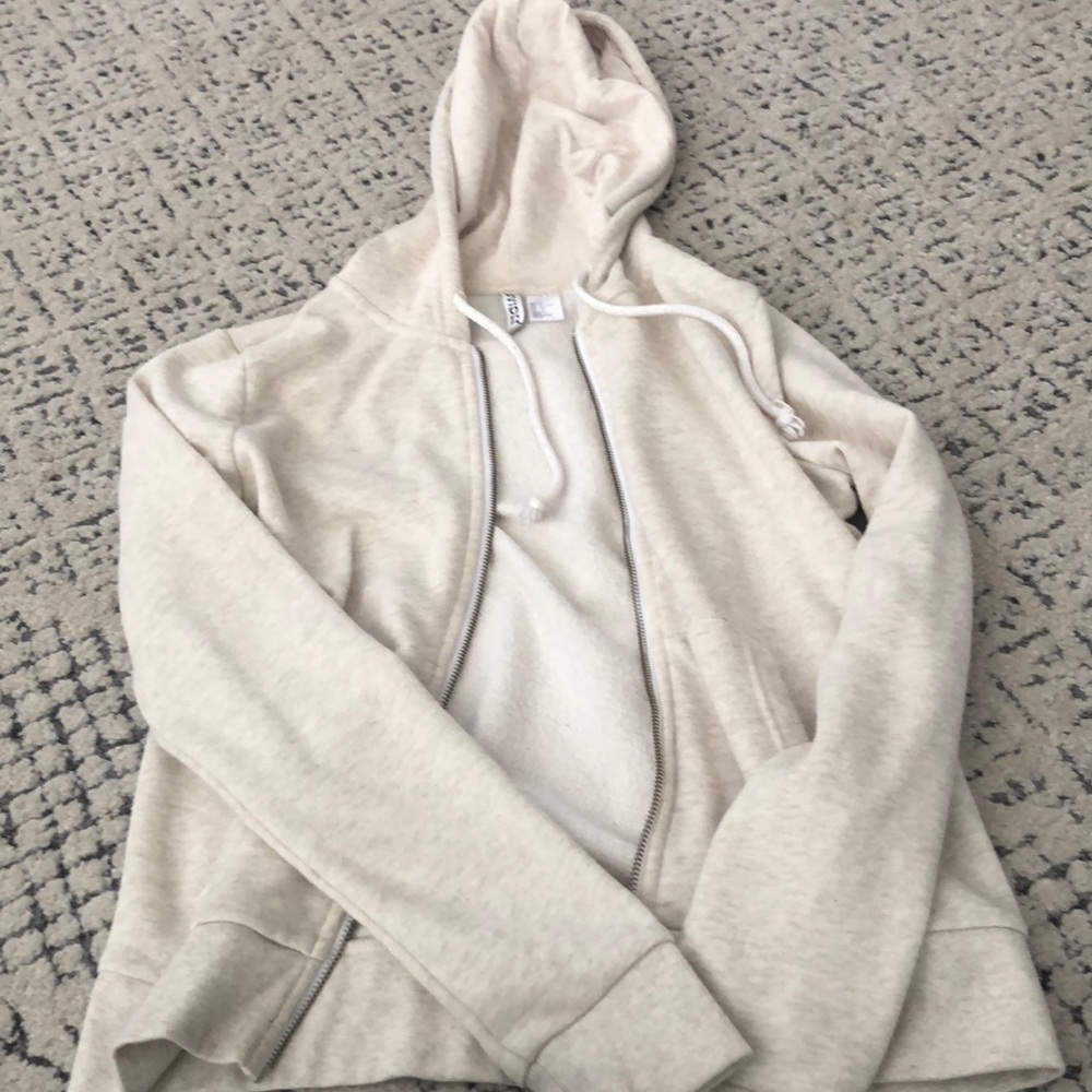 HM zippered sweatshirt